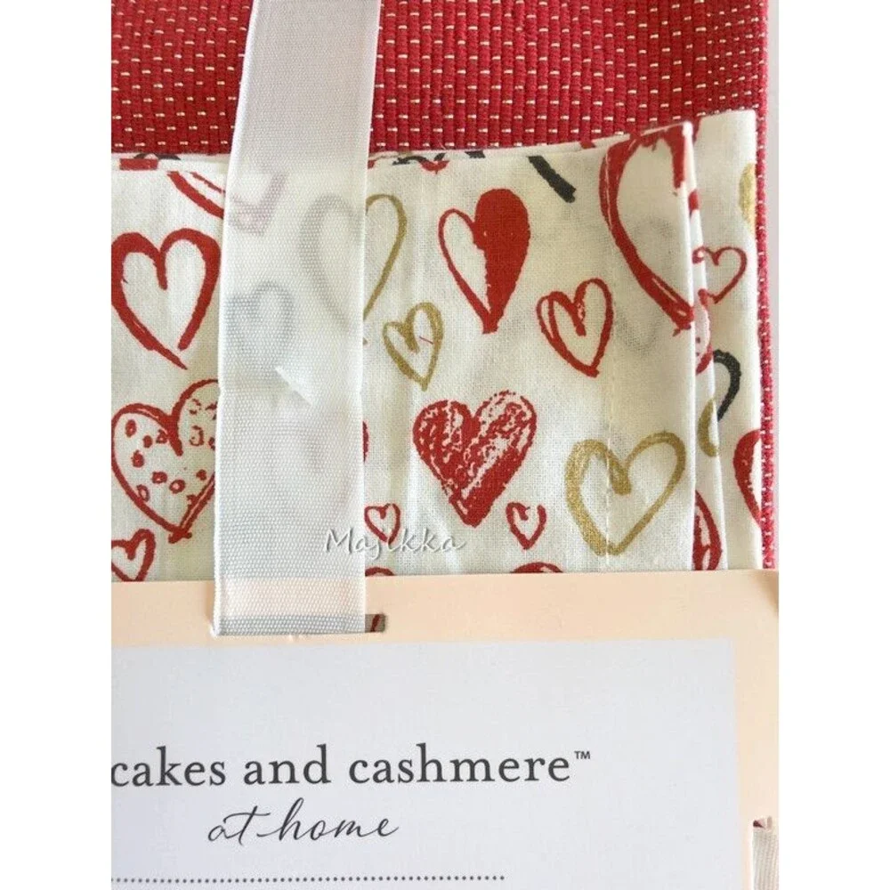 cupcakes and cashmere 4 Placemats and 4 Napkins Hearts Red Pink Gold